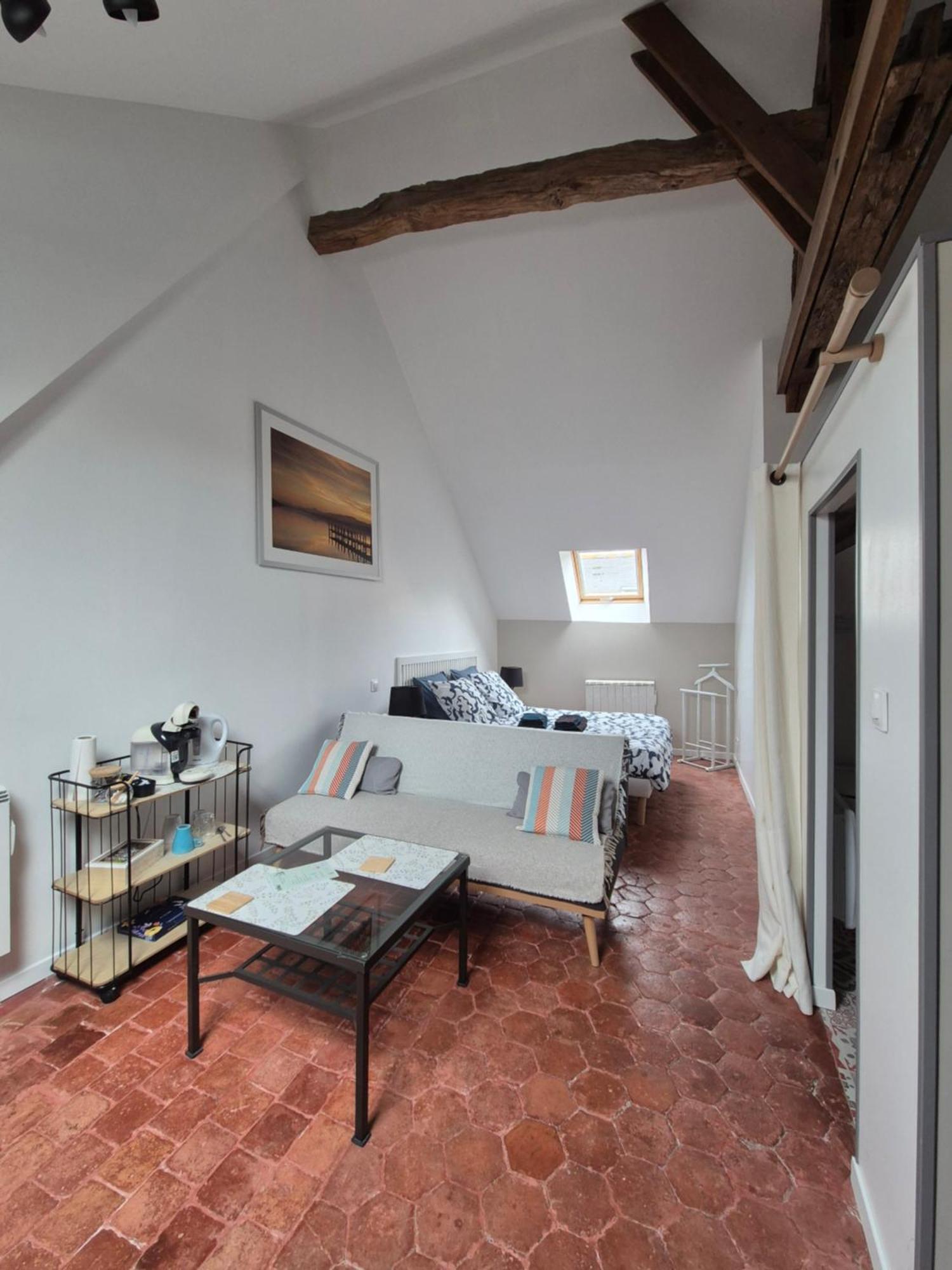 L'Eden Cache Hotel Beaune-la-Rolande ภายนอก รูปภาพ