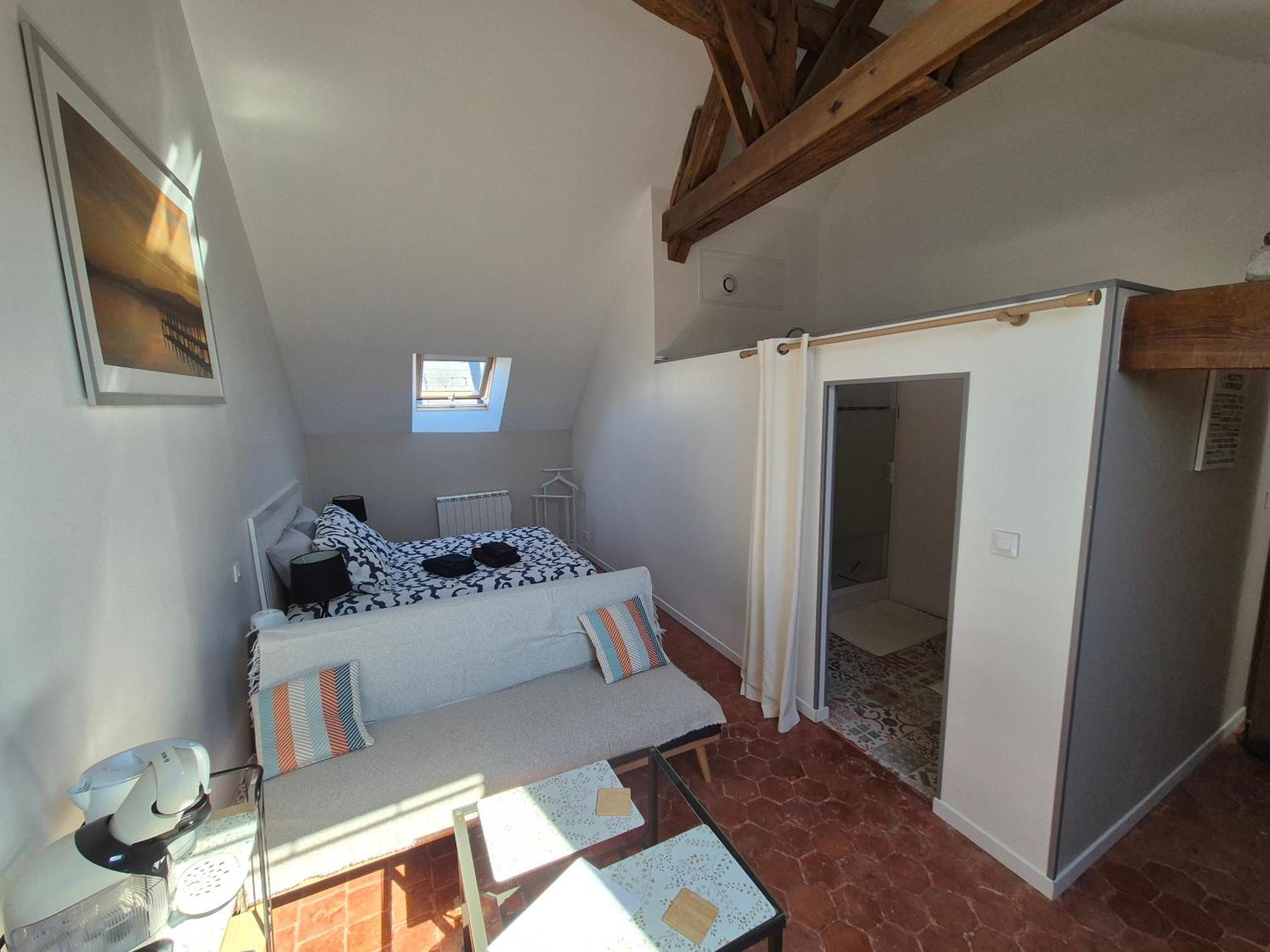 L'Eden Cache Hotel Beaune-la-Rolande ภายนอก รูปภาพ